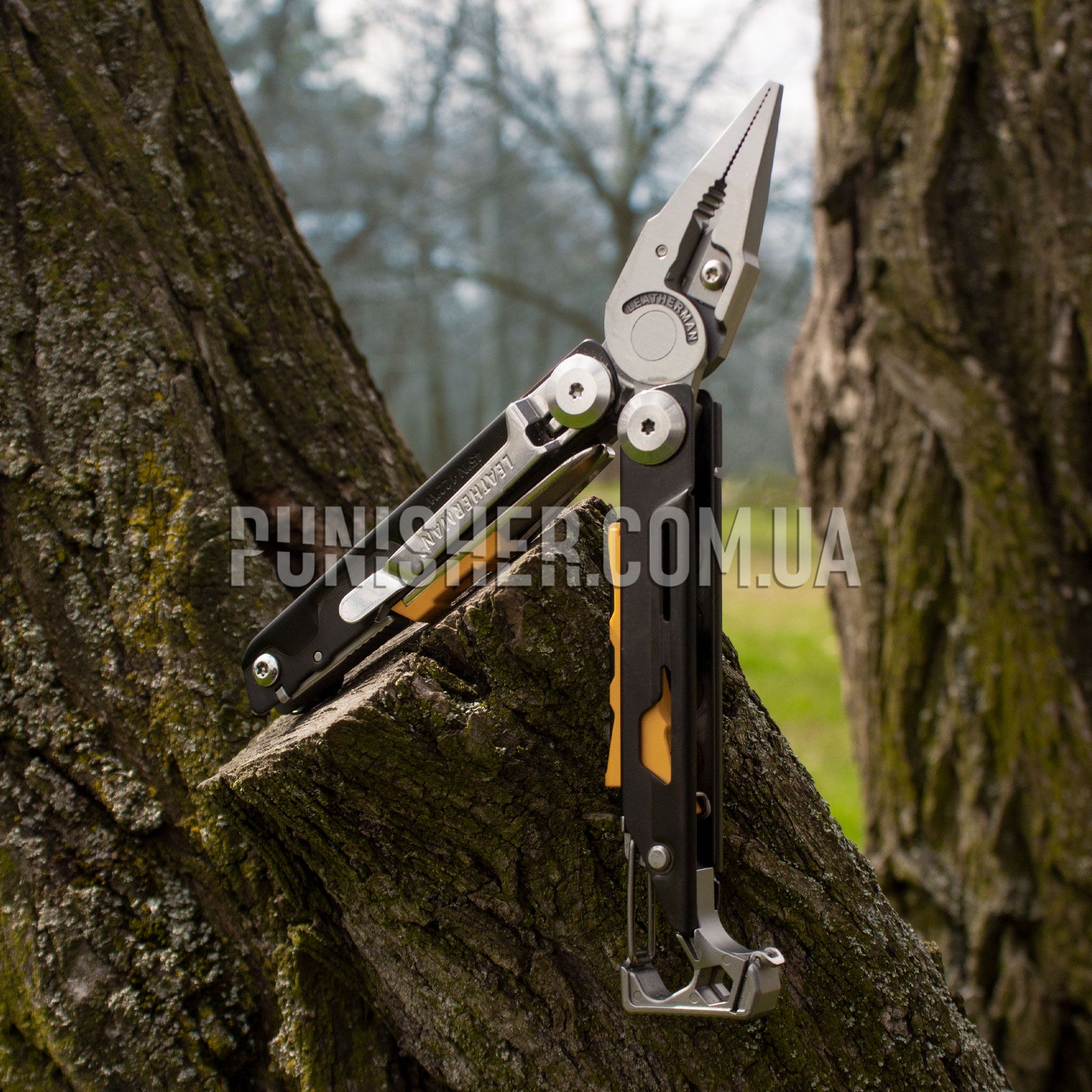 Leatherman Signal Multitool Silver buy with international delivery ...