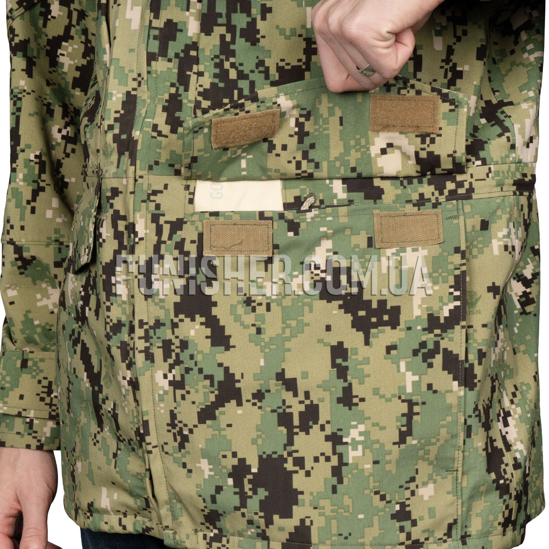 AOR2 Green Camo (NWU) Type III Gore-Tex Cold Weather Parka – Never