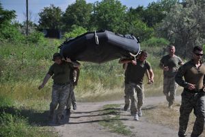 Американські морпіхи провели курс підготовки щодо експлуатації та застосування жорстких маломірних катерів для українських морпіхів
