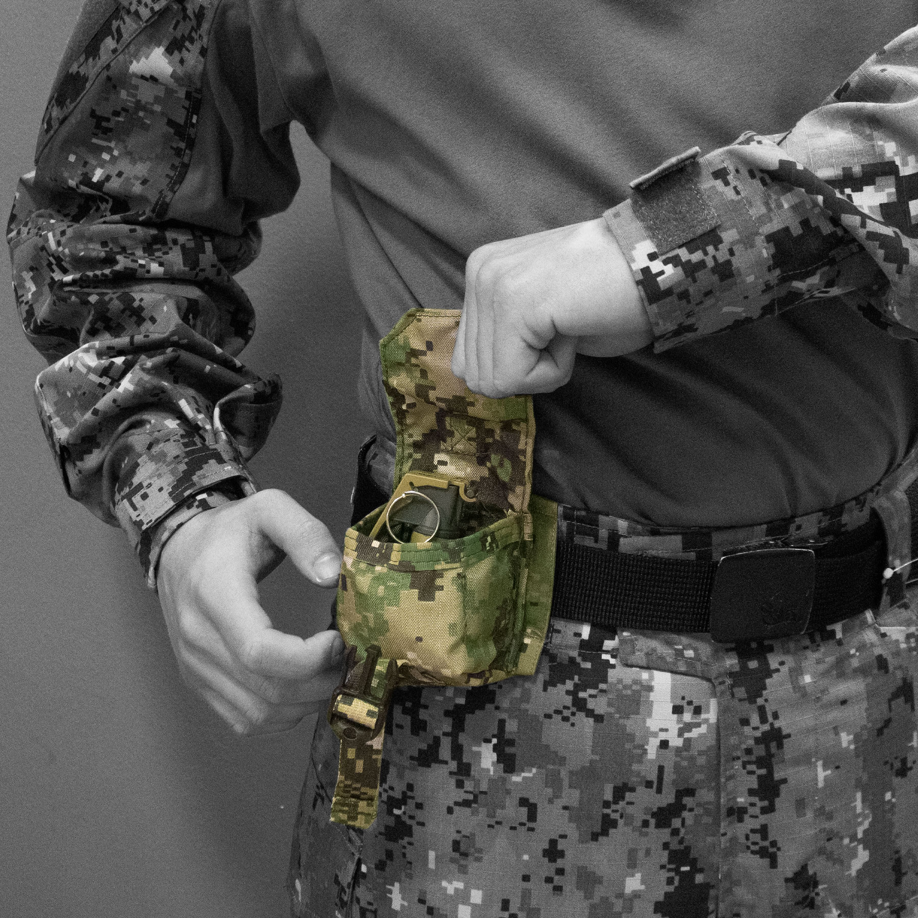Підсумок для гранати на поясі бійця