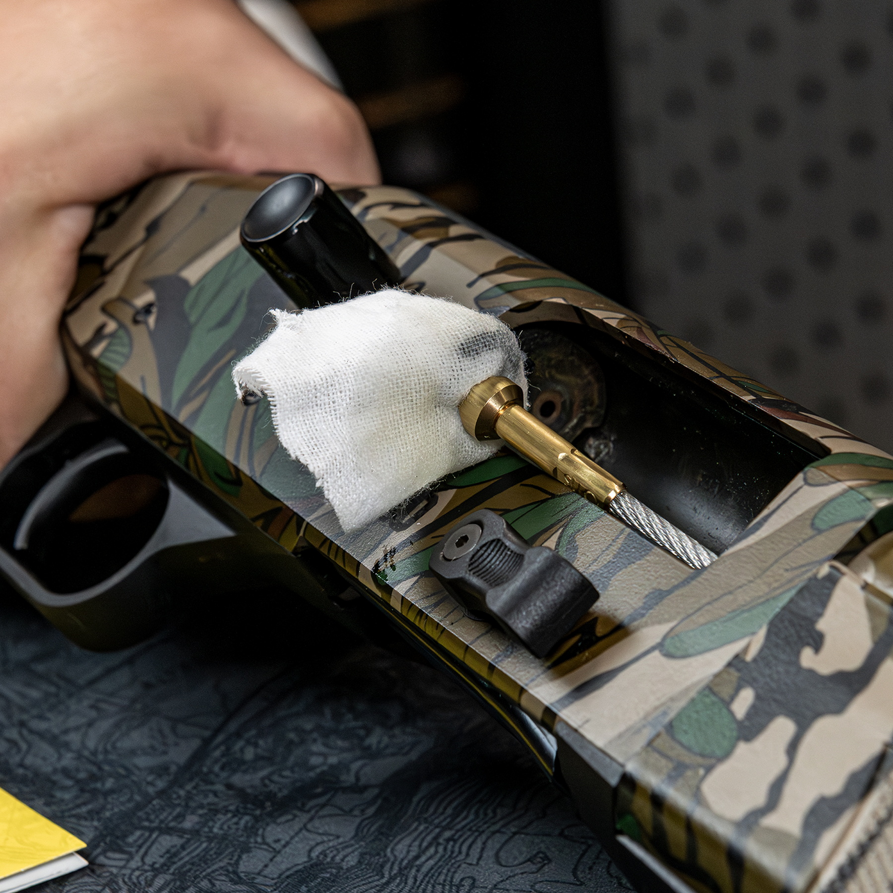 Cable for cleaning a long barrel