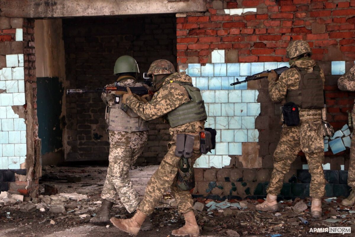 Зачистка здания