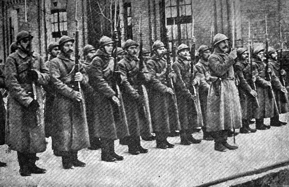 Military formation at the beginning of the 20th century