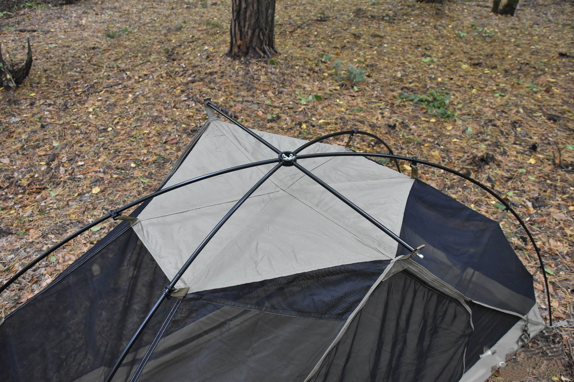 Top view of the assembled tent without the outer layer
