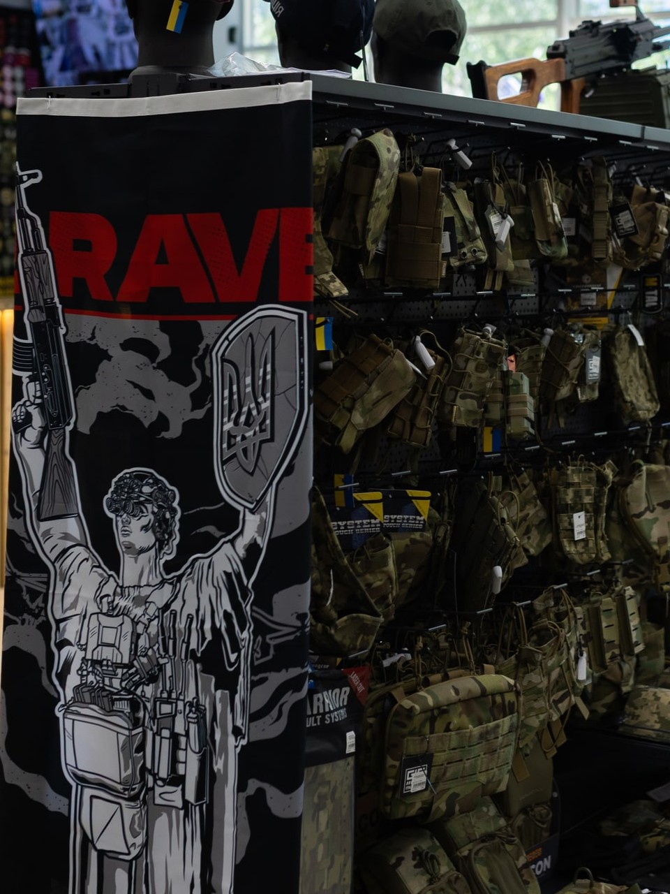 Вітрина з підсумками у другому магазині Punisher місто Запоріжжя