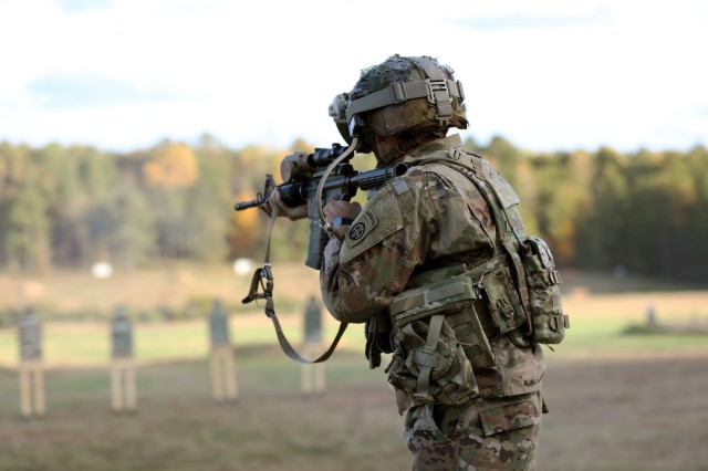 Next-generation headset preps Soldiers for future battlefield