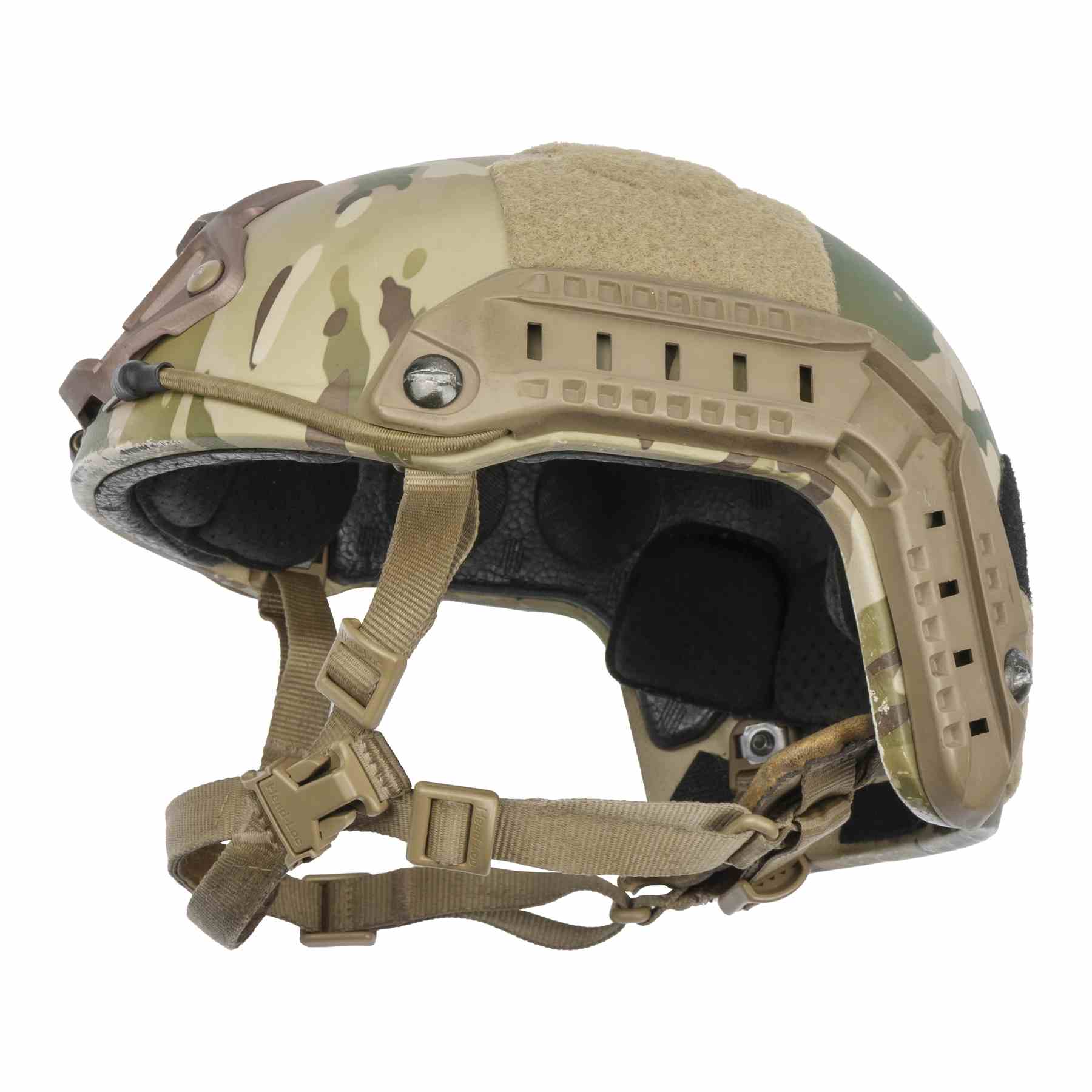 Tactical helmet with camouflage pattern and suspension system