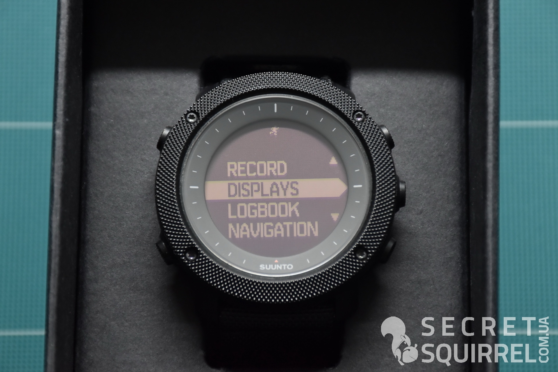 Suunto Traverse Alpha Stealth watch review - Punisher Military
